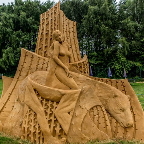 BLOCKHUS DAY1291
