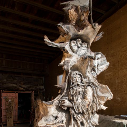 Skulptur Fruehling Loskutow